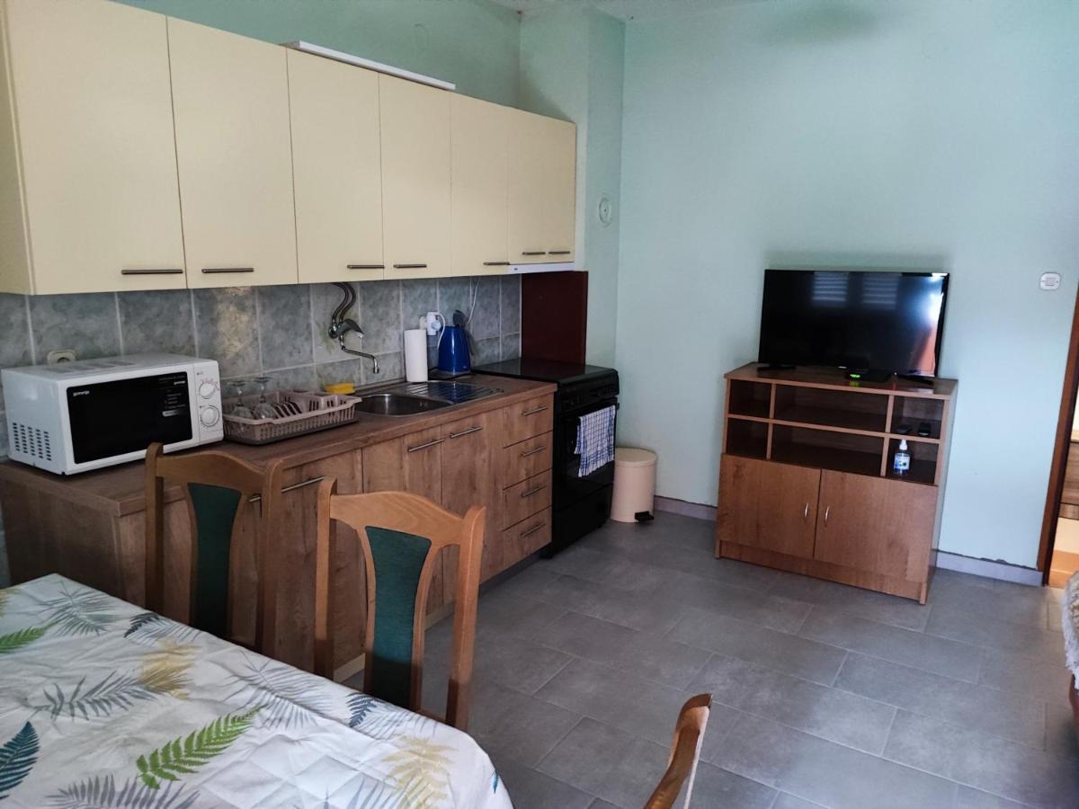 Apartmani Zdenka Vir Zewnętrze zdjęcie